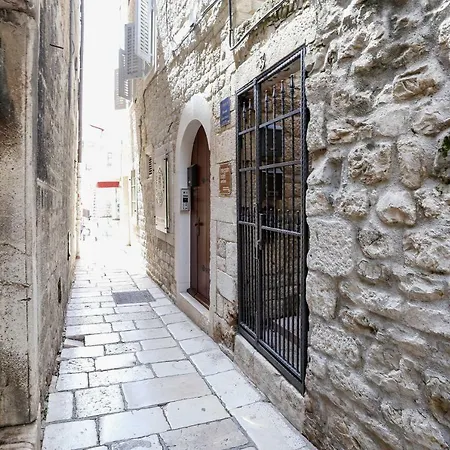 Porta Orientalis Apartamento Split
